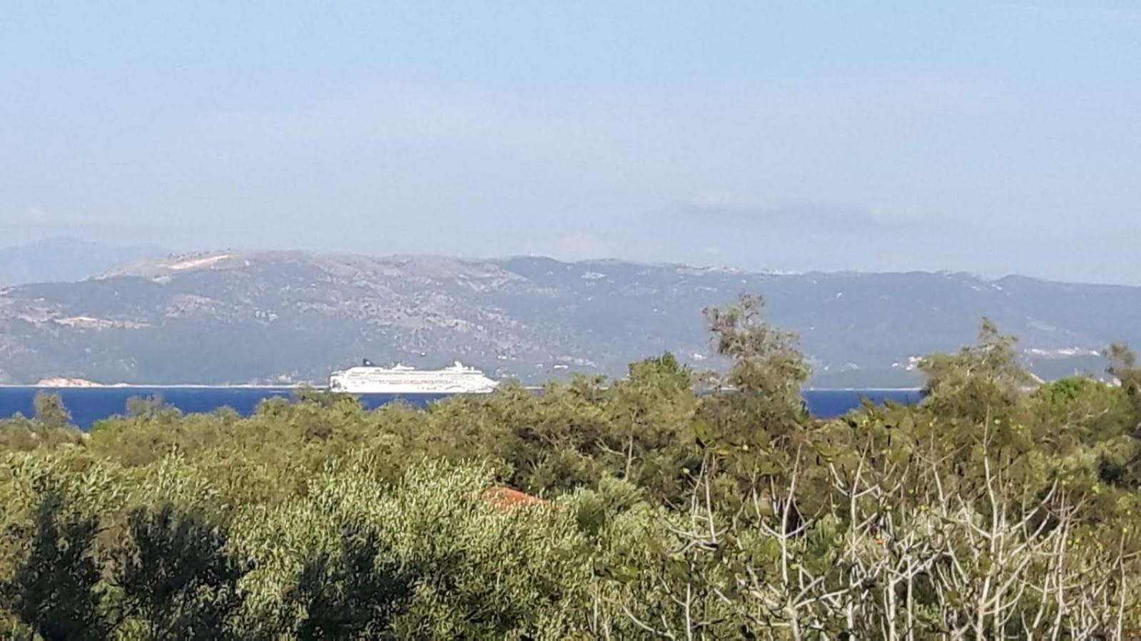 Anemomylos Lefkimmi Luxus Suites-Boutique Hotel & Pool Exterior photo